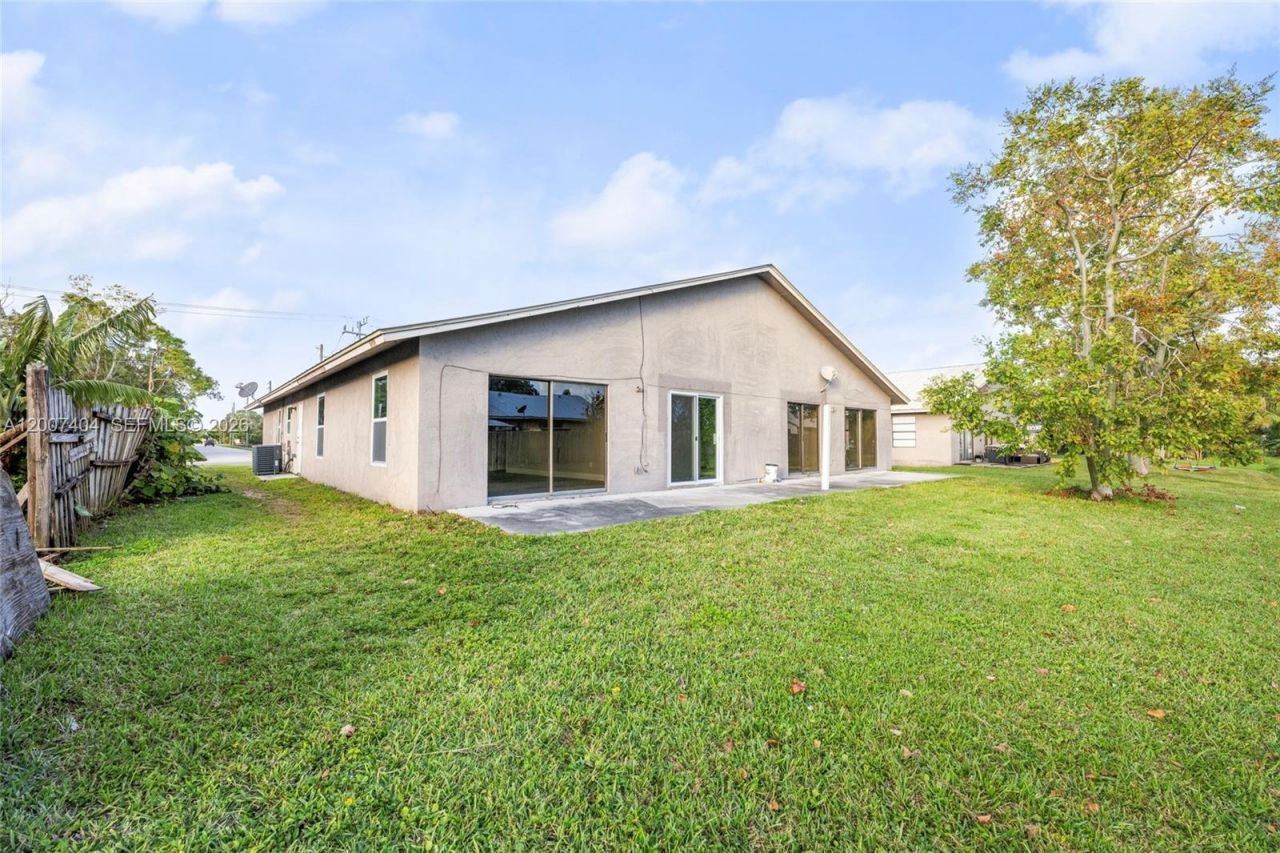 4779 SE Salvatori Rd , Unit 4779, Stuart, FL 34997 Photo