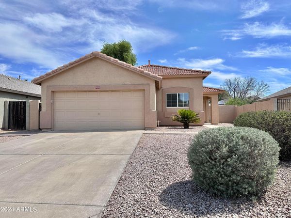 9426 W Monroe Street, Peoria, AZ 85345