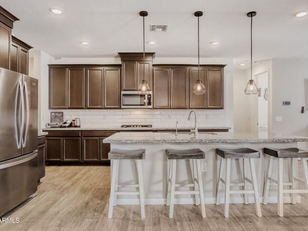 13565 N 142nd Drive, Surprise, AZ 85379