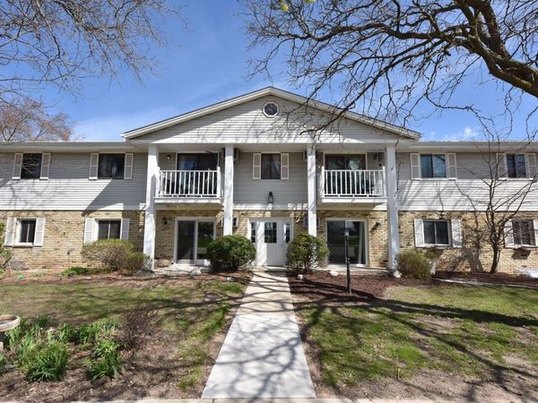 1300 E Decorah Rd, Unit 2, West Bend, WI 53095