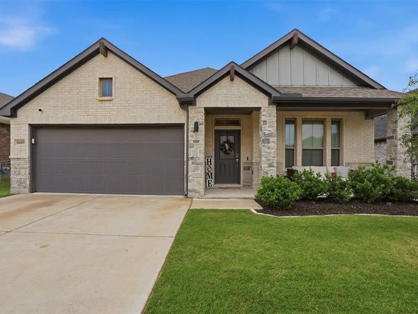 10609 Kenosha Street , Fort Worth, TX 76179