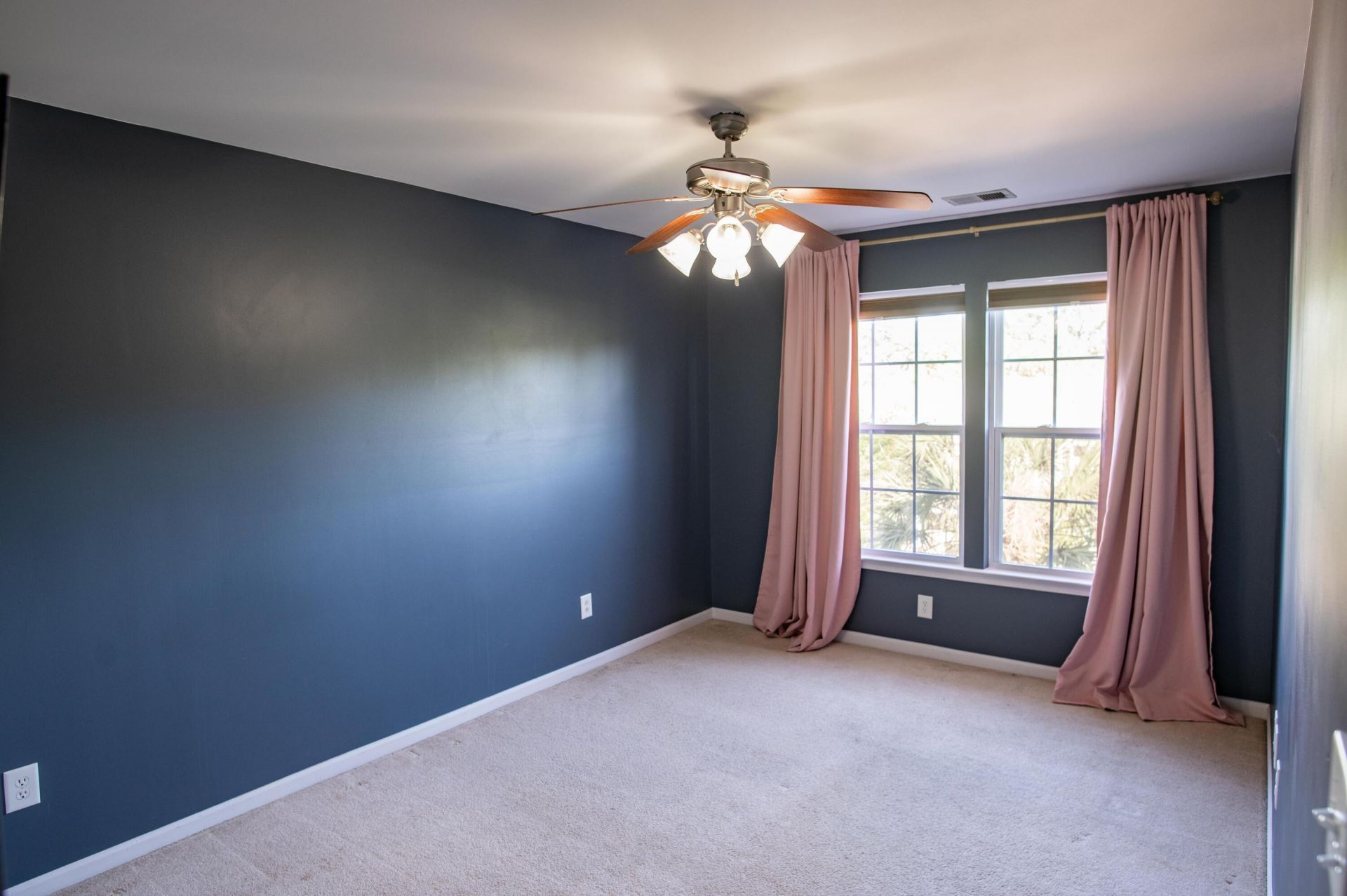 9038 Parlor Drive Photo 15