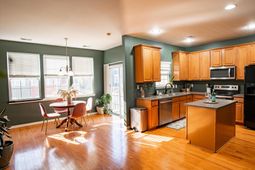 9038 Parlor Drive photo 4