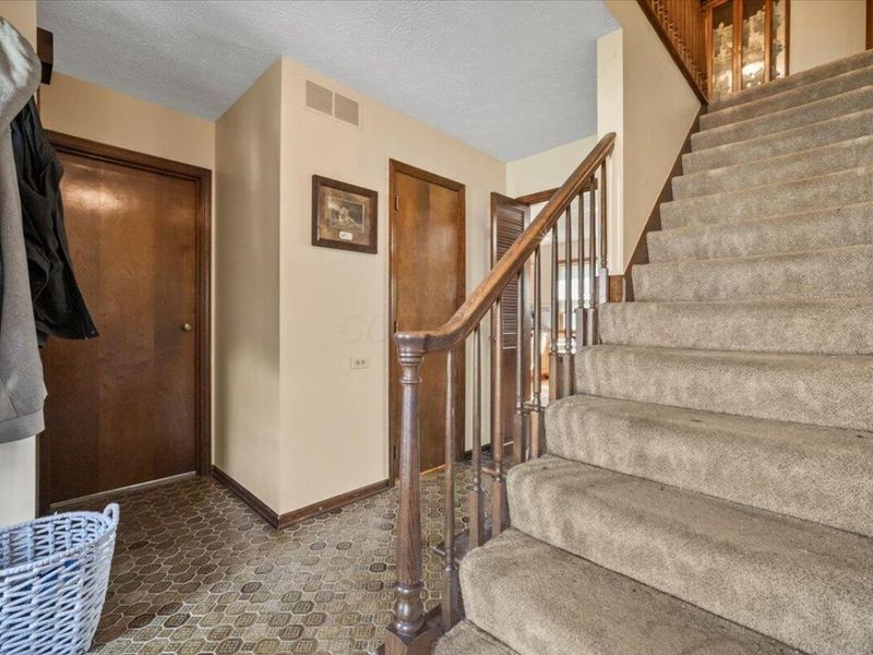 3252 Noreen Drive, Columbus, OH 43221 Photo 10