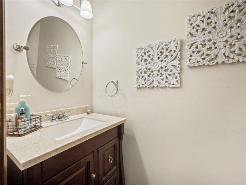 3252 Noreen Drive, Columbus, OH 43221 Photo 12