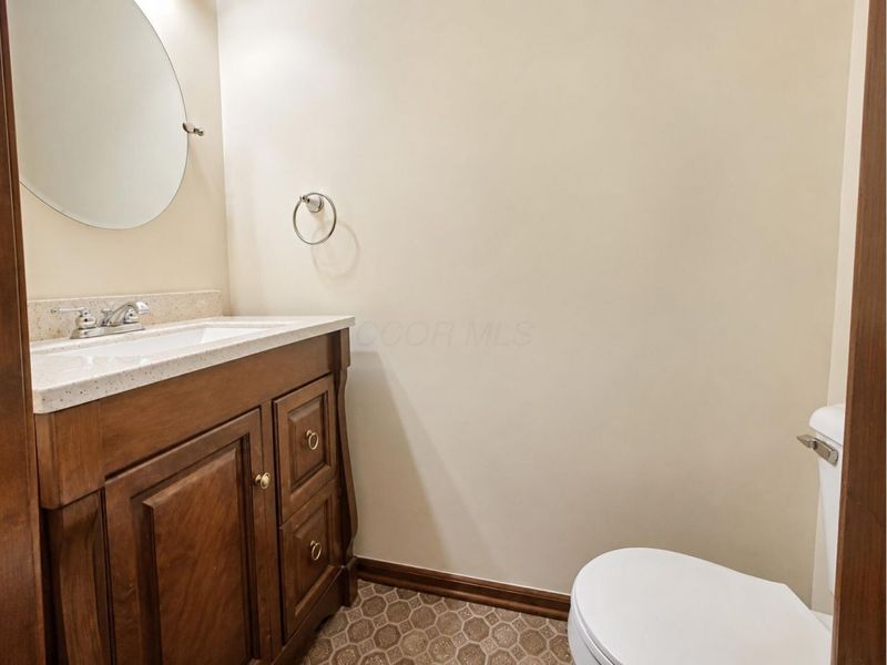 3252 Noreen Drive, Columbus, OH 43221 Photo 22