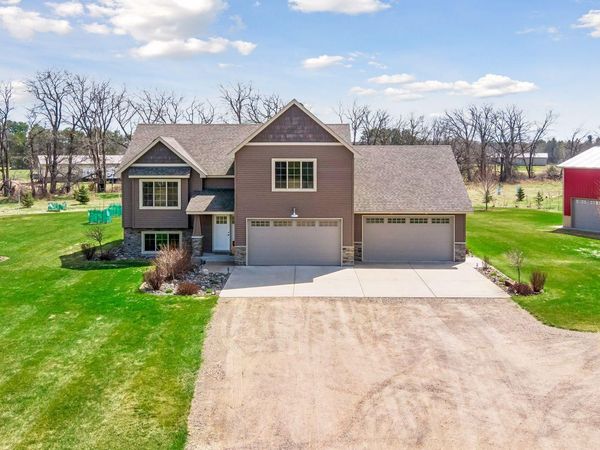 31476 147th Street NW, Princeton, MN 55371