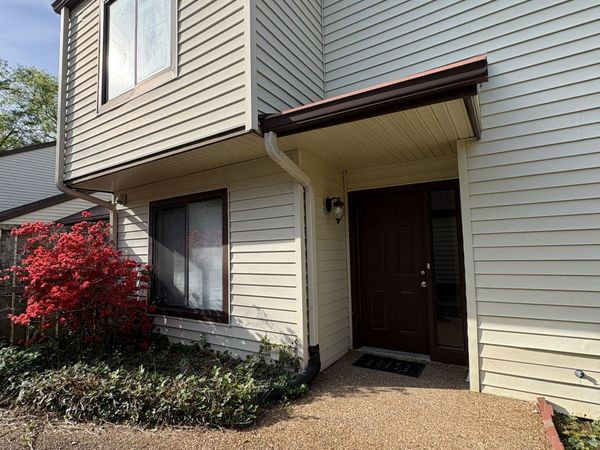 4864 Woodview Dr , Old Hickory, TN 37138