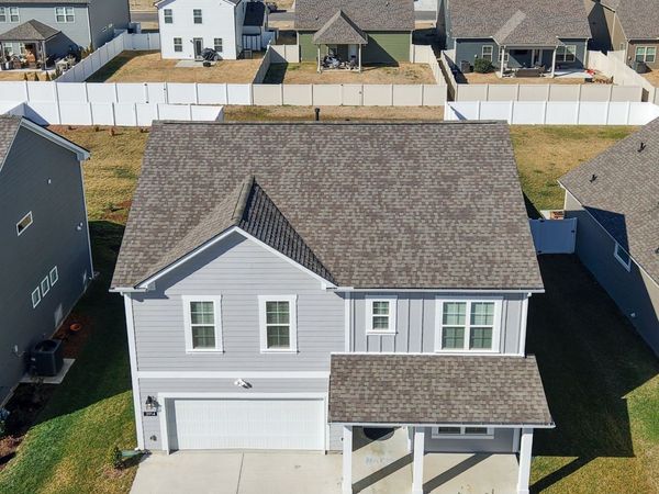 3914 Rivermont Way , Rockvale, TN 37153