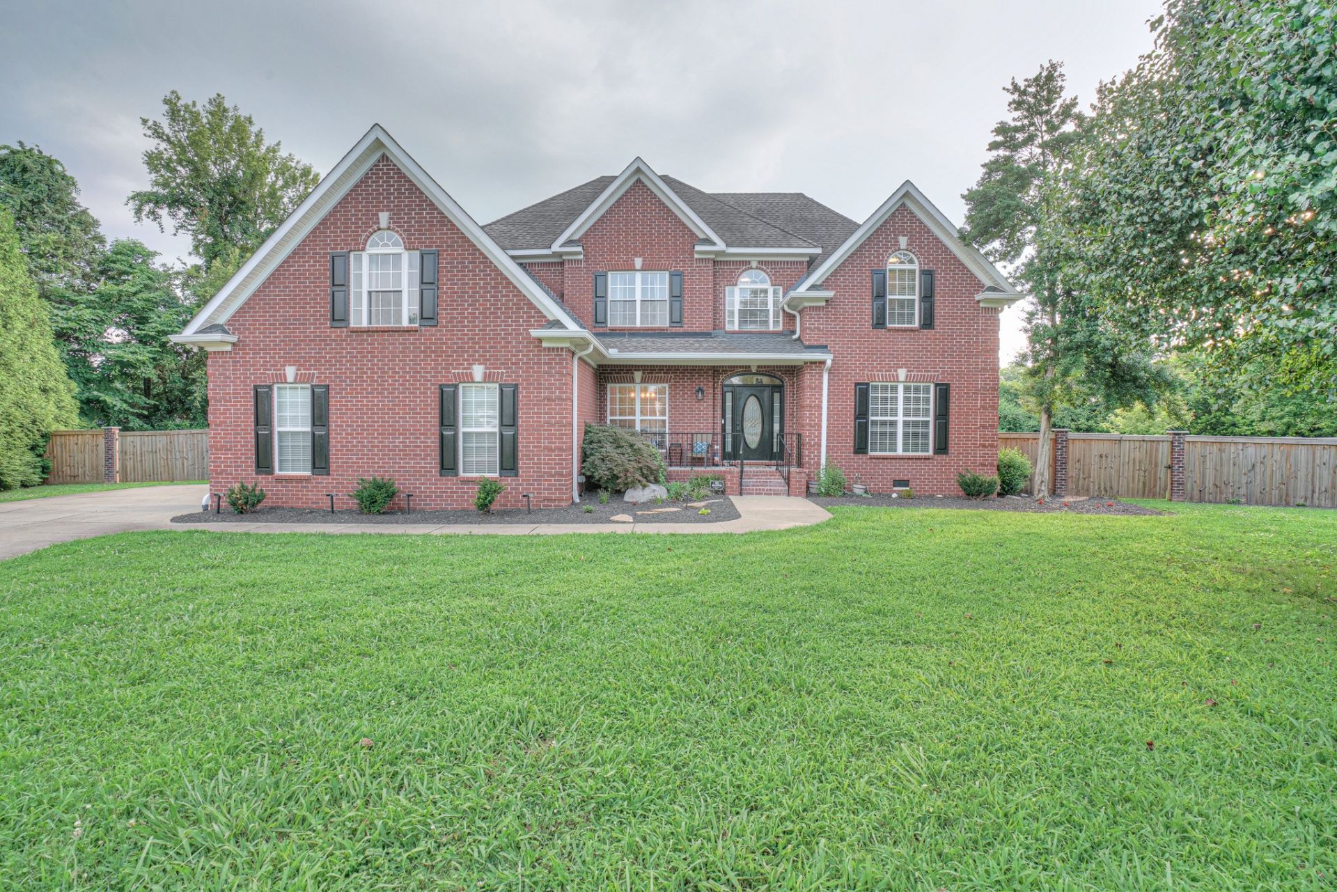 1122 Bayard Ave, Murfreesboro, TN 37130 Main Photo