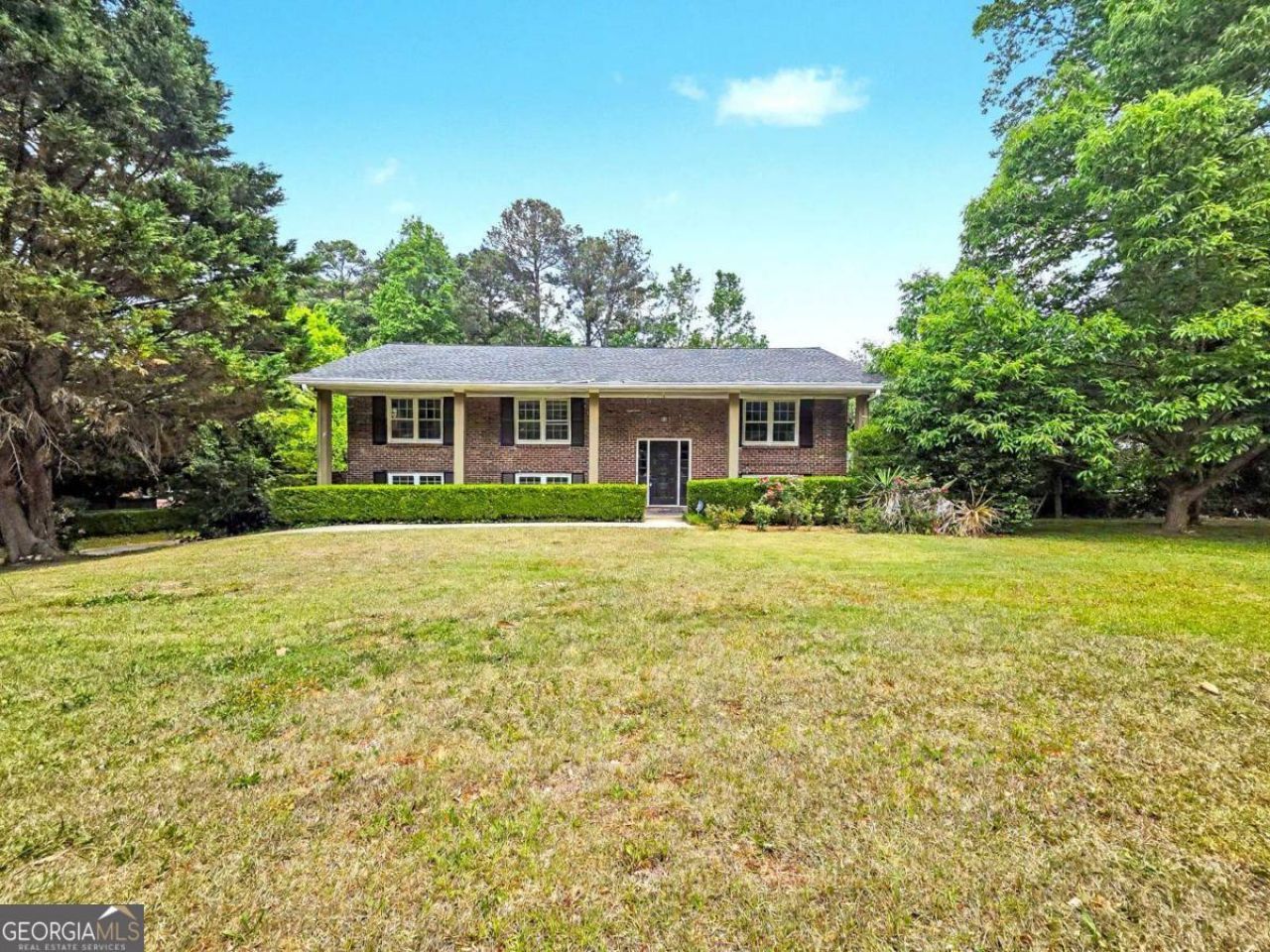 644 Noell Way Nw, Lilburn, GA 30047 Main Photo