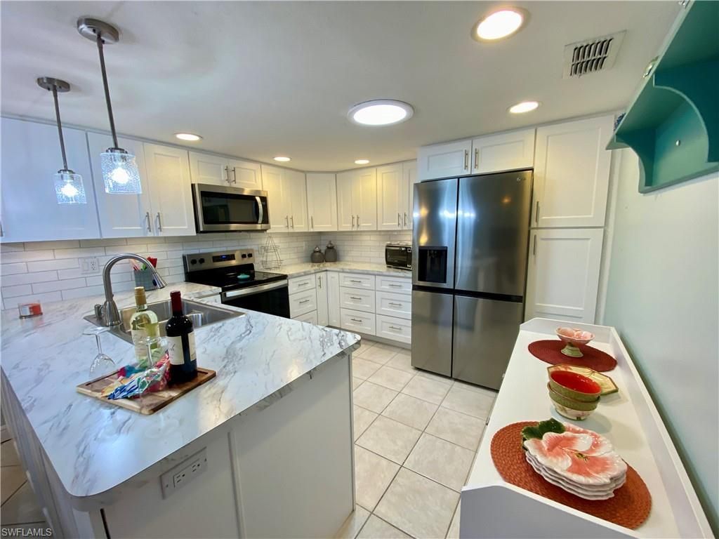 15546 Crystal Lake Dr , North Fort Myers, FL 33917 Photo