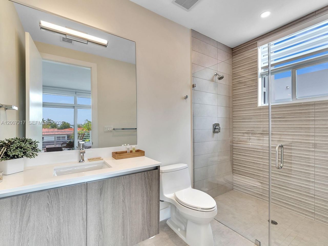 1808 Coral Ridge Dr , Fort Lauderdale, FL 33305 Photo