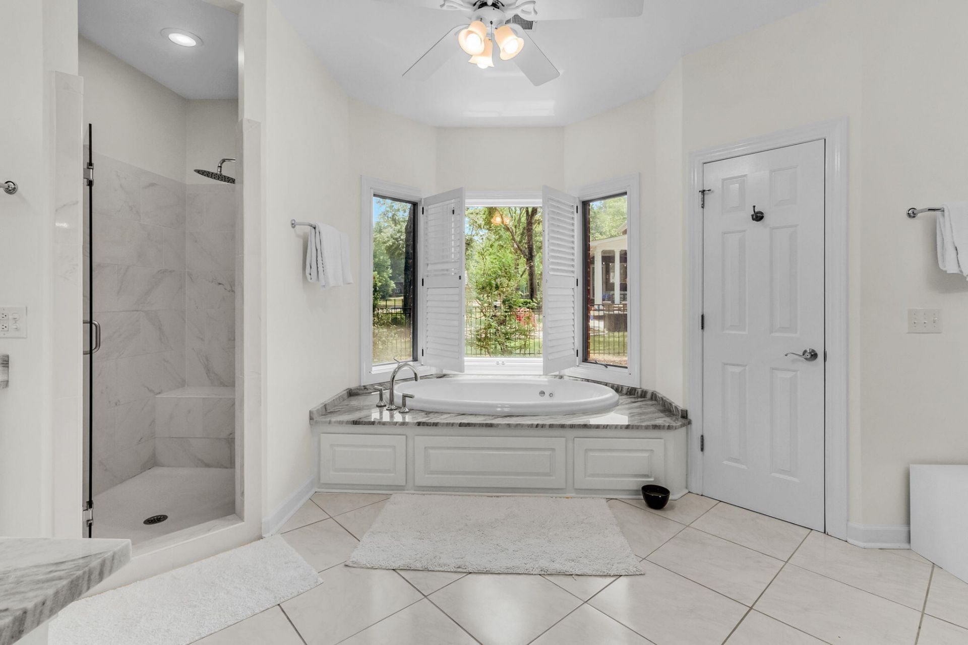 4408 Club Course Drive Photo 32