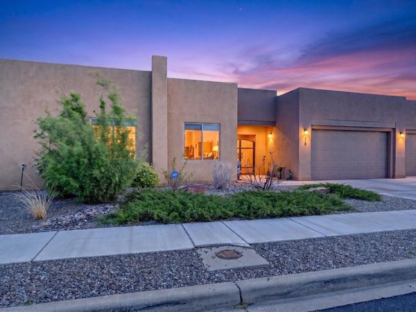 33 Caballo Viejo, Santa Fe, NM 87508
