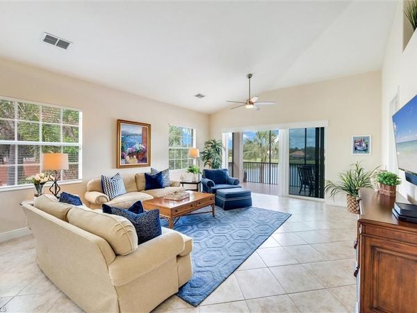 6442 Legacy CIR, Unit 203, NAPLES, FL 34113