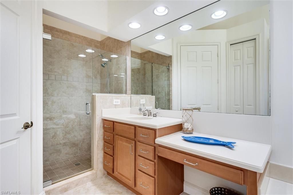 6442 Legacy Cir, Unit 203, Naples, FL 34113 Photo