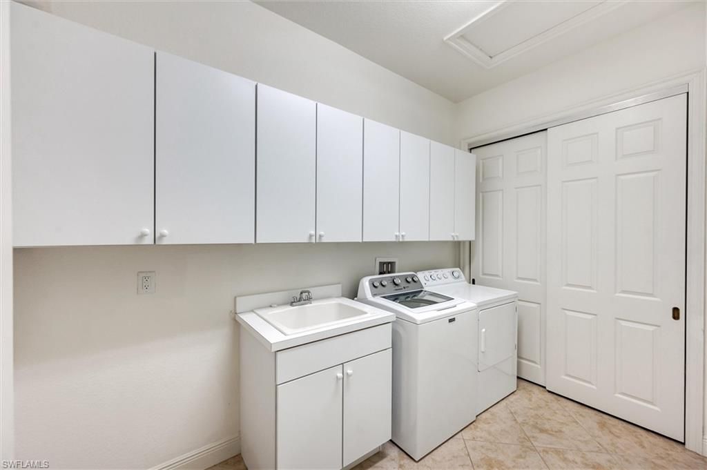 6442 Legacy Cir, Unit 203, Naples, FL 34113 Photo