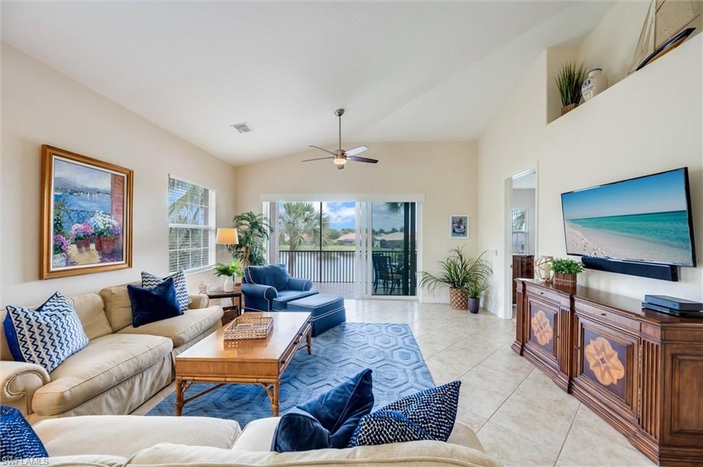 6442 Legacy Cir, Unit 203, Naples, FL 34113 Photo