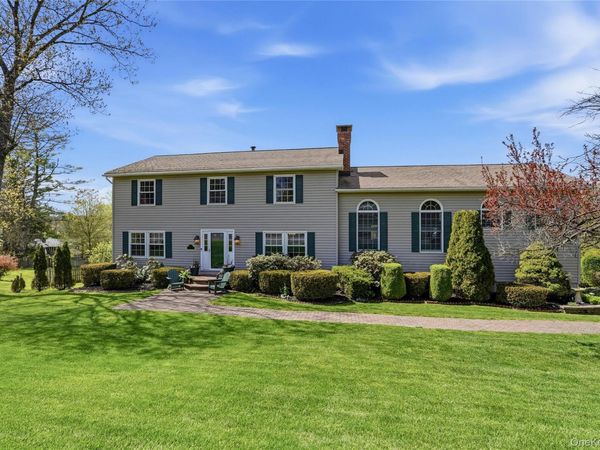 496 Mountain View Avenue , Hurley, NY 12443