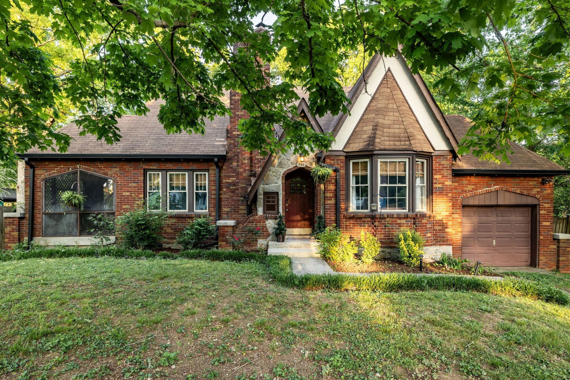 739 Walnut St, Madison, TN 37115 Main Photo