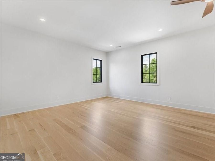 Property Image 87