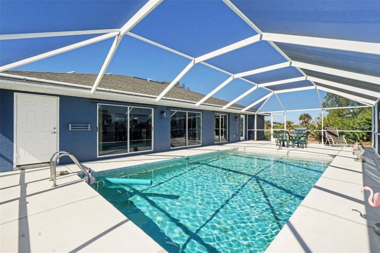 3775 NE 14th Place, Cape Coral, FL 33909 Photo