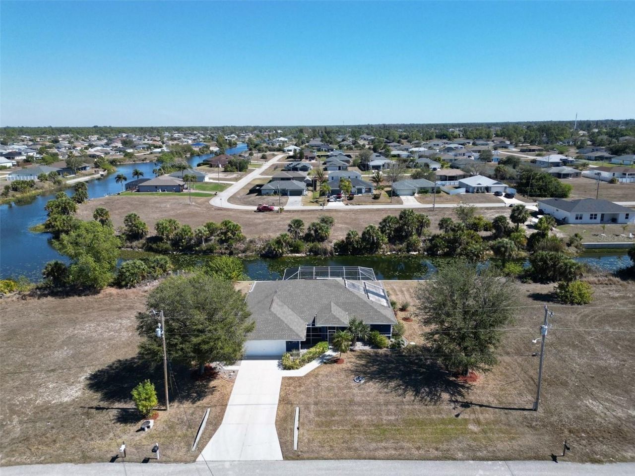 3775 NE 14th Place, Cape Coral, FL 33909 Photo