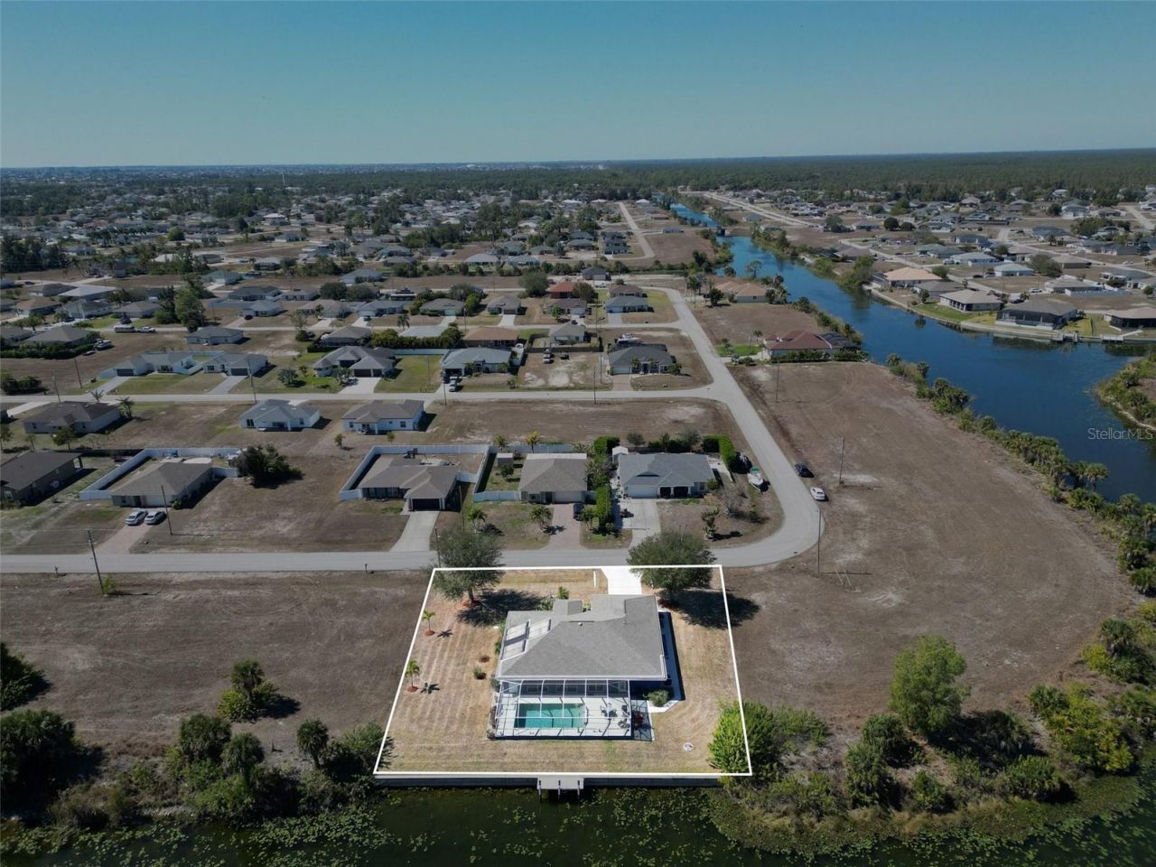 3775 NE 14th Place, Cape Coral, FL 33909 Photo