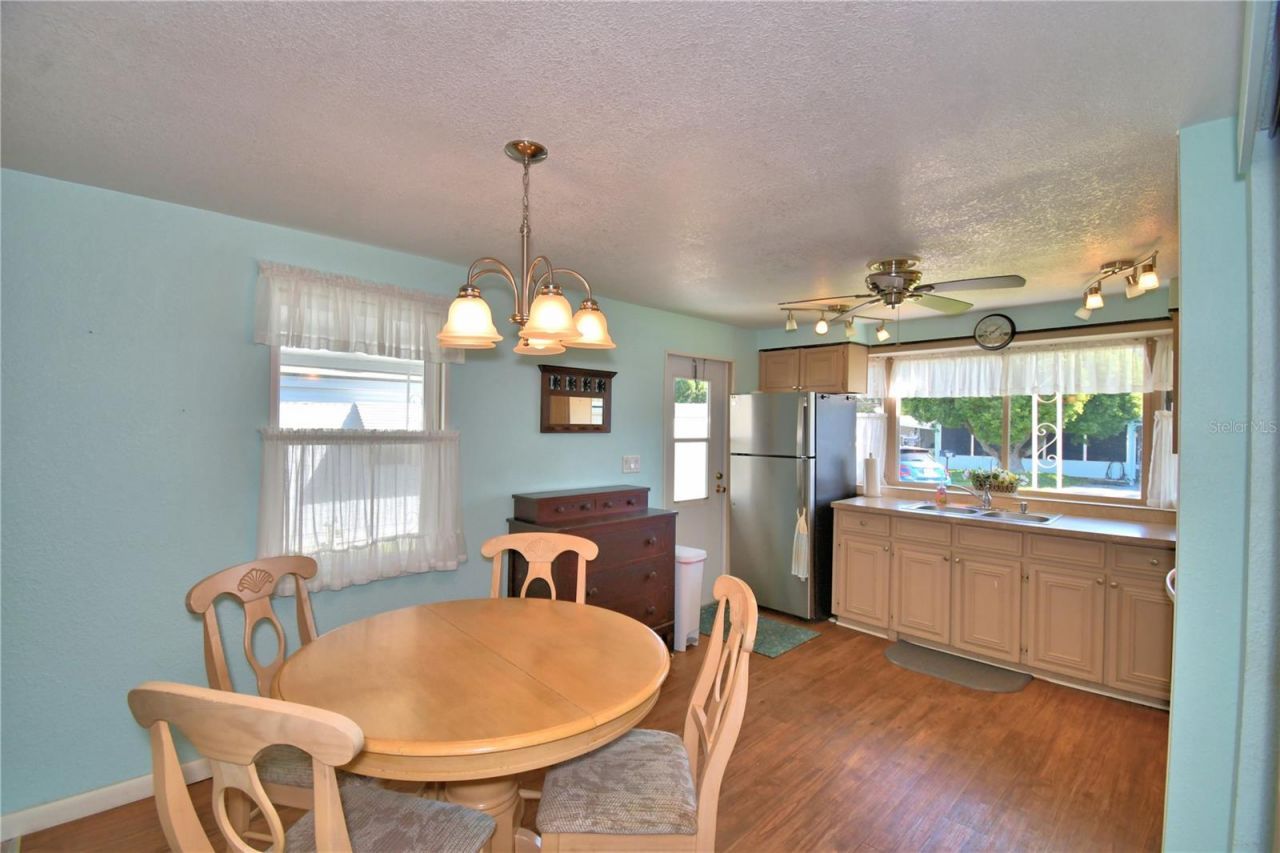 117 Holiday Lane , Auburndale, FL 33823 Photo