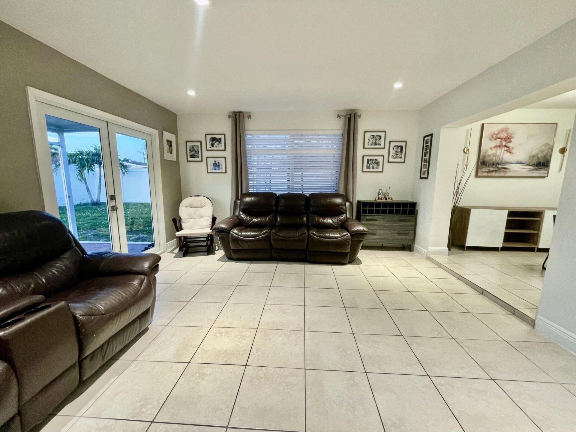 7661 Farragut Street, Hollywood, FL 33024 Photo