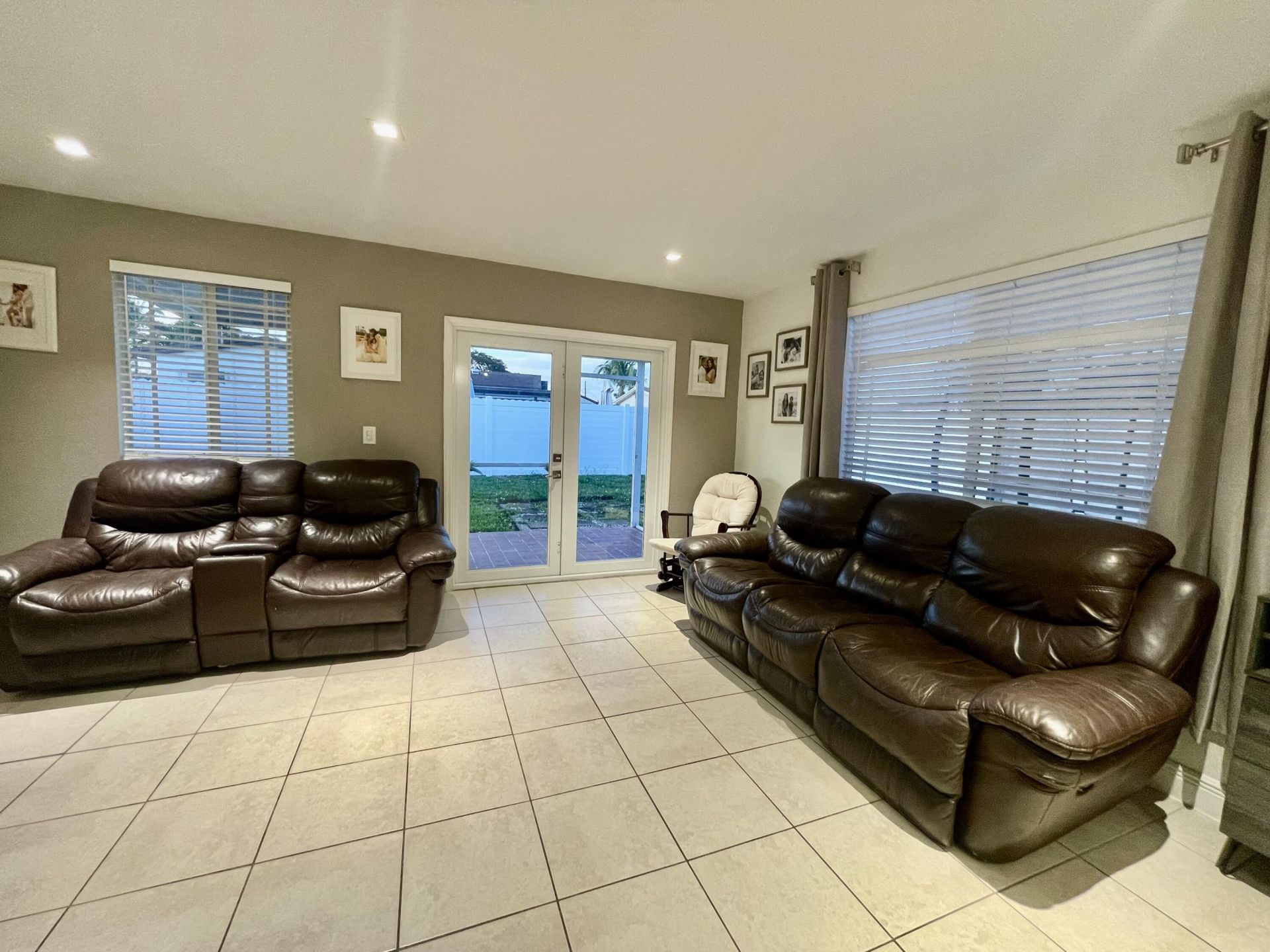 7661 Farragut Street, Hollywood, FL 33024 Photo