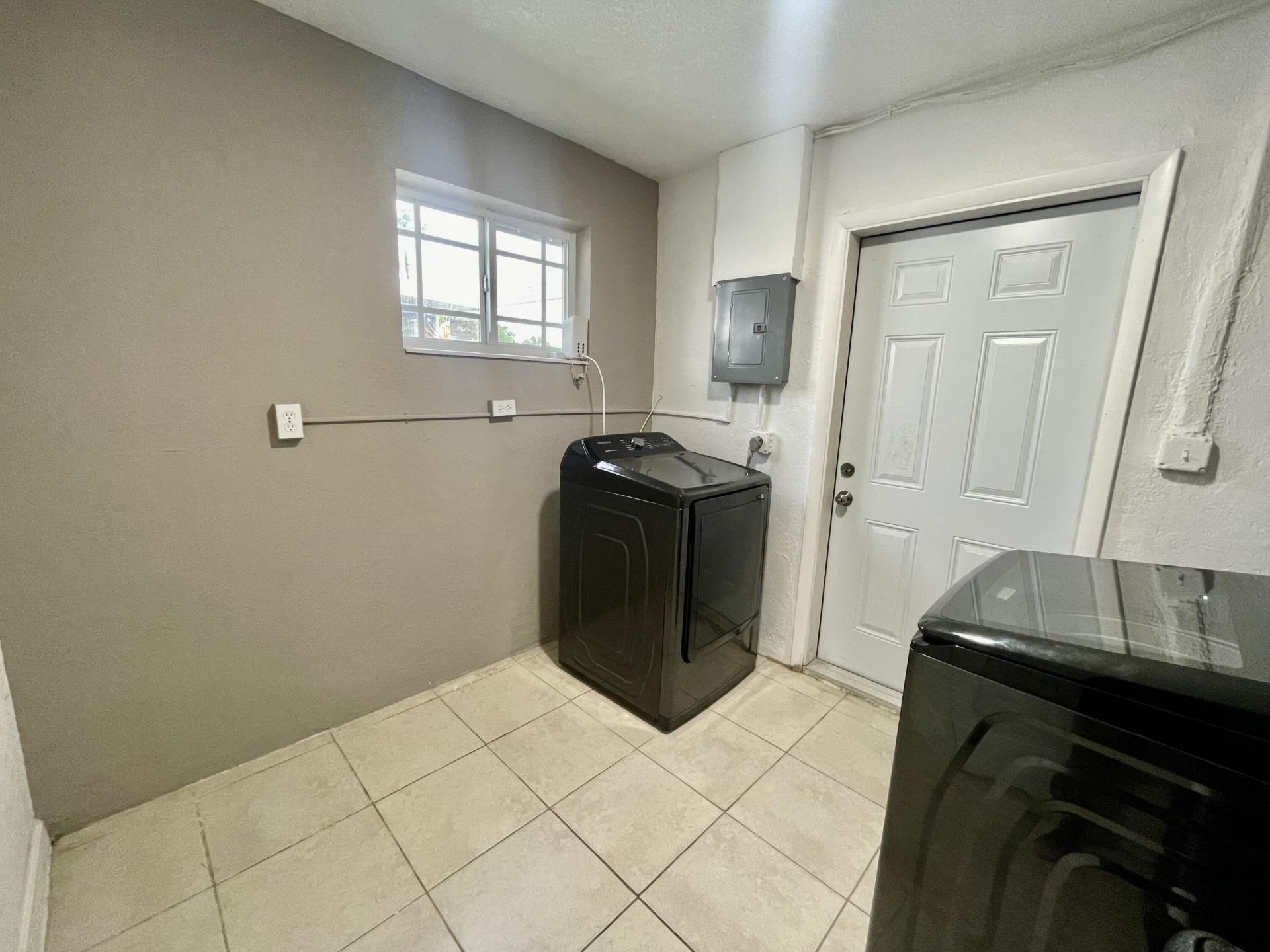 7661 Farragut Street, Hollywood, FL 33024 Photo