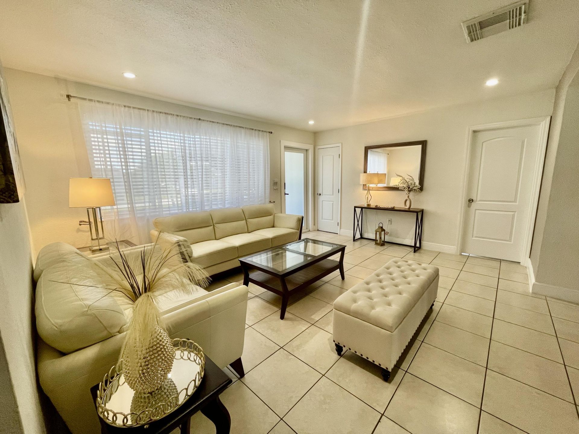 7661 Farragut Street, Hollywood, FL 33024 Photo