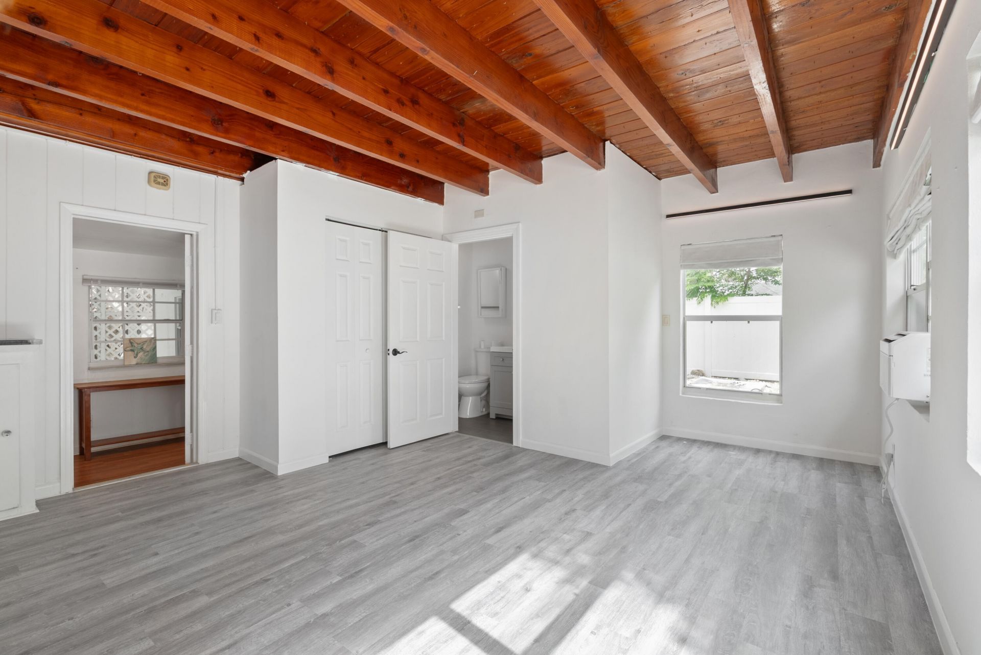 625 Selkirk Street, West Palm Beach, FL 33405 Photo