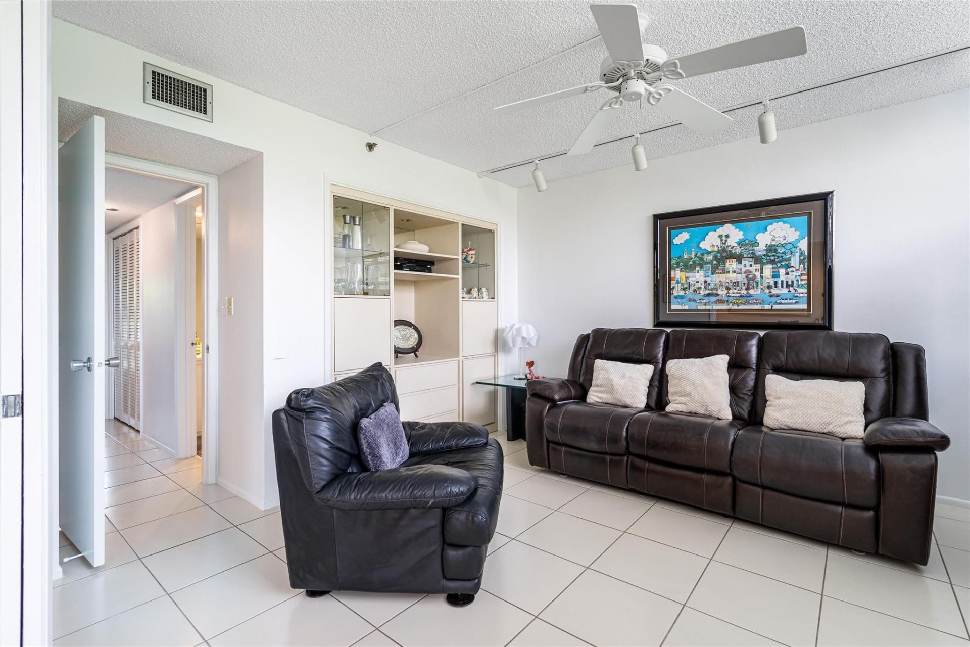 3507 Oaks Way, Unit 310, Pompano Beach, FL 33069 Photo