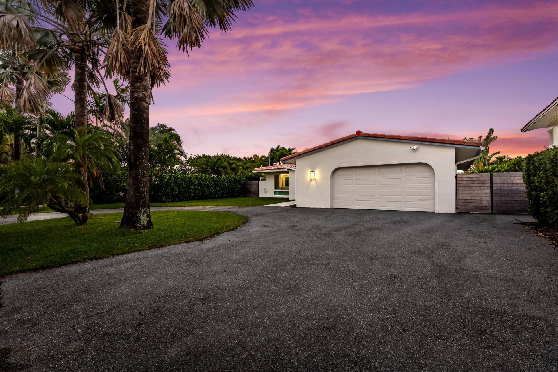 2417 NE 19th Avenue, Wilton Manors, FL 33305 Photo