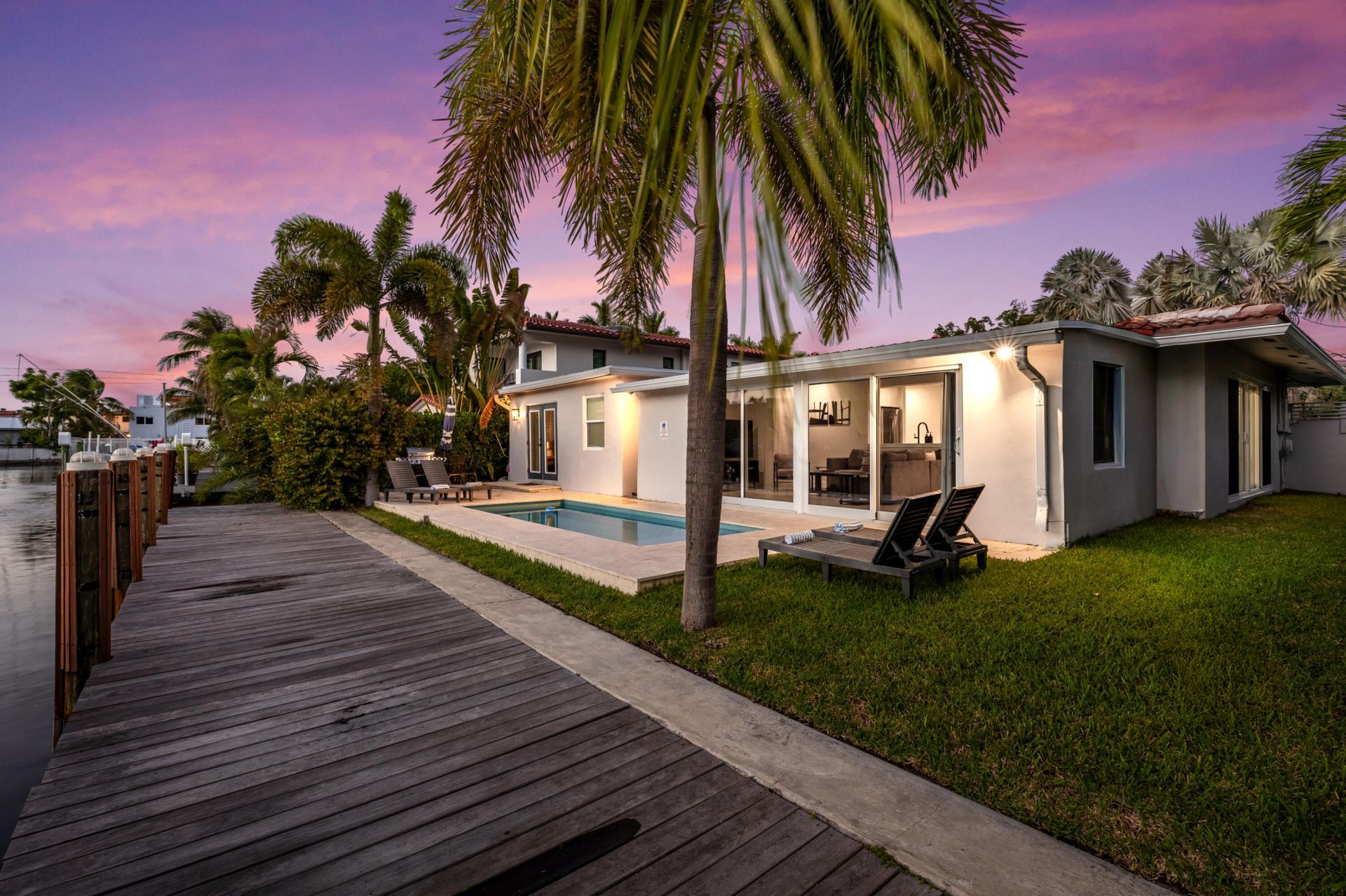 2417 NE 19th Avenue, Wilton Manors, FL 33305 Photo