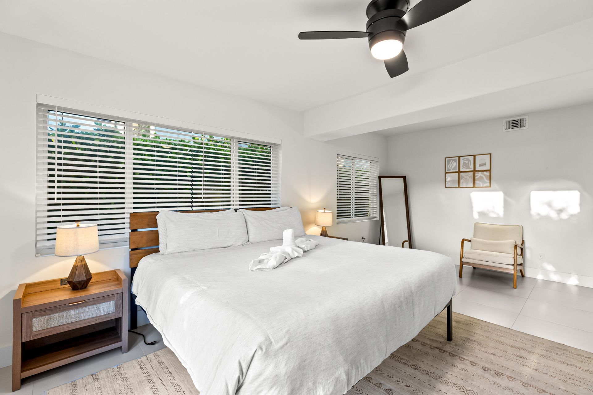 2417 NE 19th Avenue, Wilton Manors, FL 33305 Photo