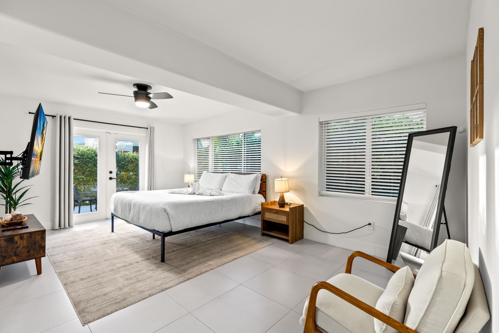 2417 NE 19th Avenue, Wilton Manors, FL 33305 Photo
