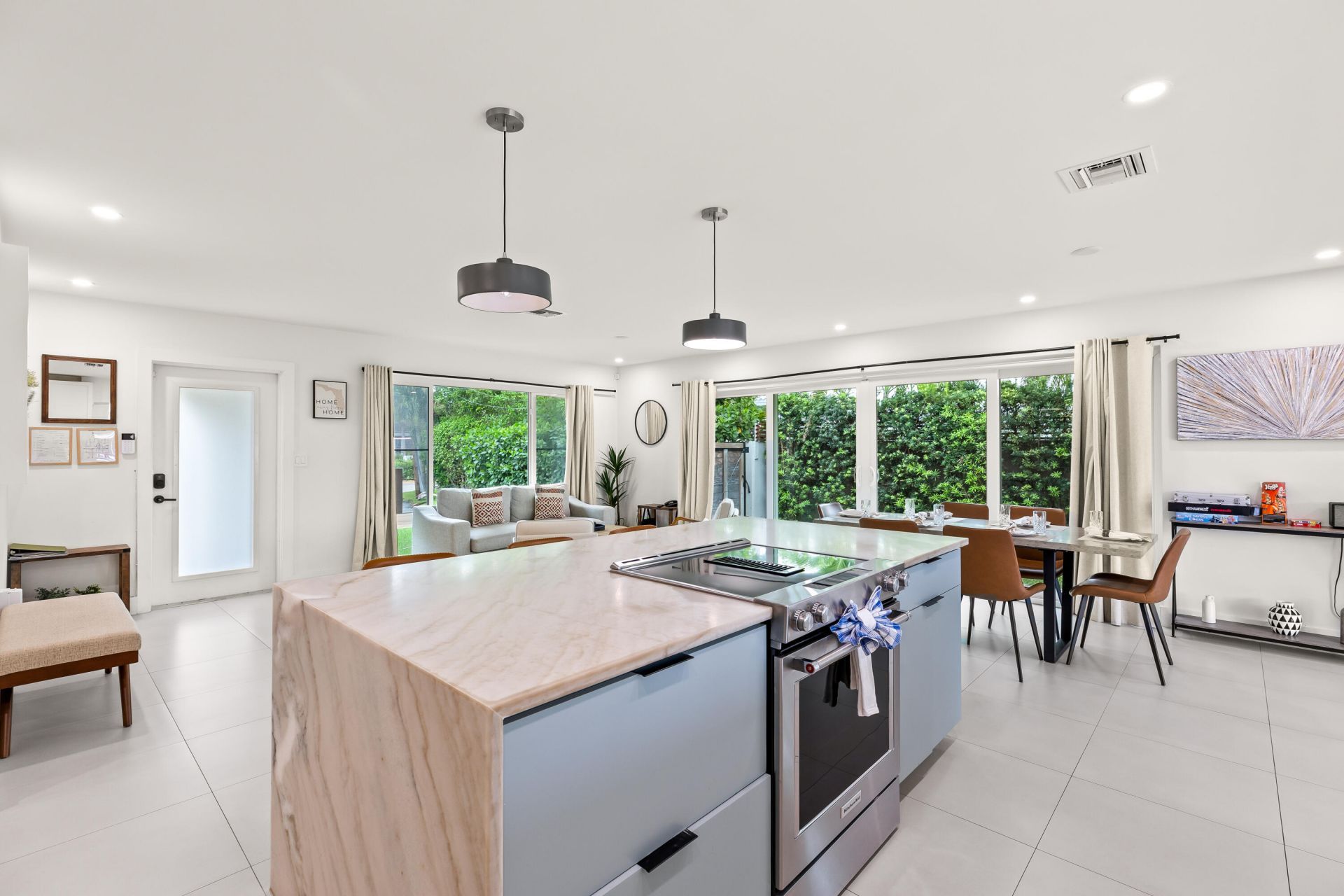 2417 NE 19th Avenue, Wilton Manors, FL 33305 Photo