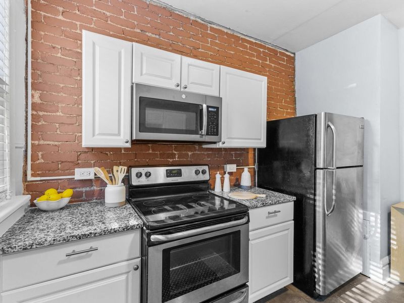 888 Dennison Avenue, Unit 890, Columbus, OH 43215 Photo 13