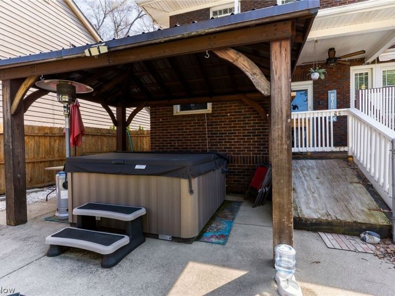 431 Roselawn Avenue NE, Warren, OH 44483 Photo 23