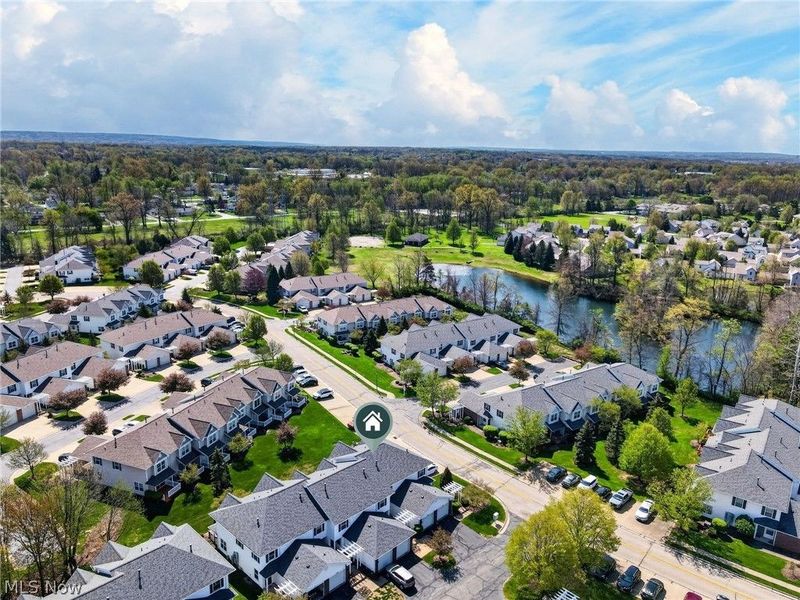 6721 Woodruff Court, Cleveland, OH 44130 Photo 2