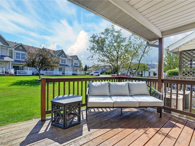 6721 Woodruff Court, Cleveland, OH 44130 Photo 7