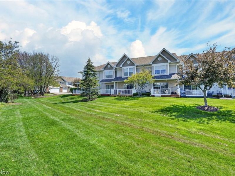 6721 Woodruff Court, Cleveland, OH 44130 Photo 9