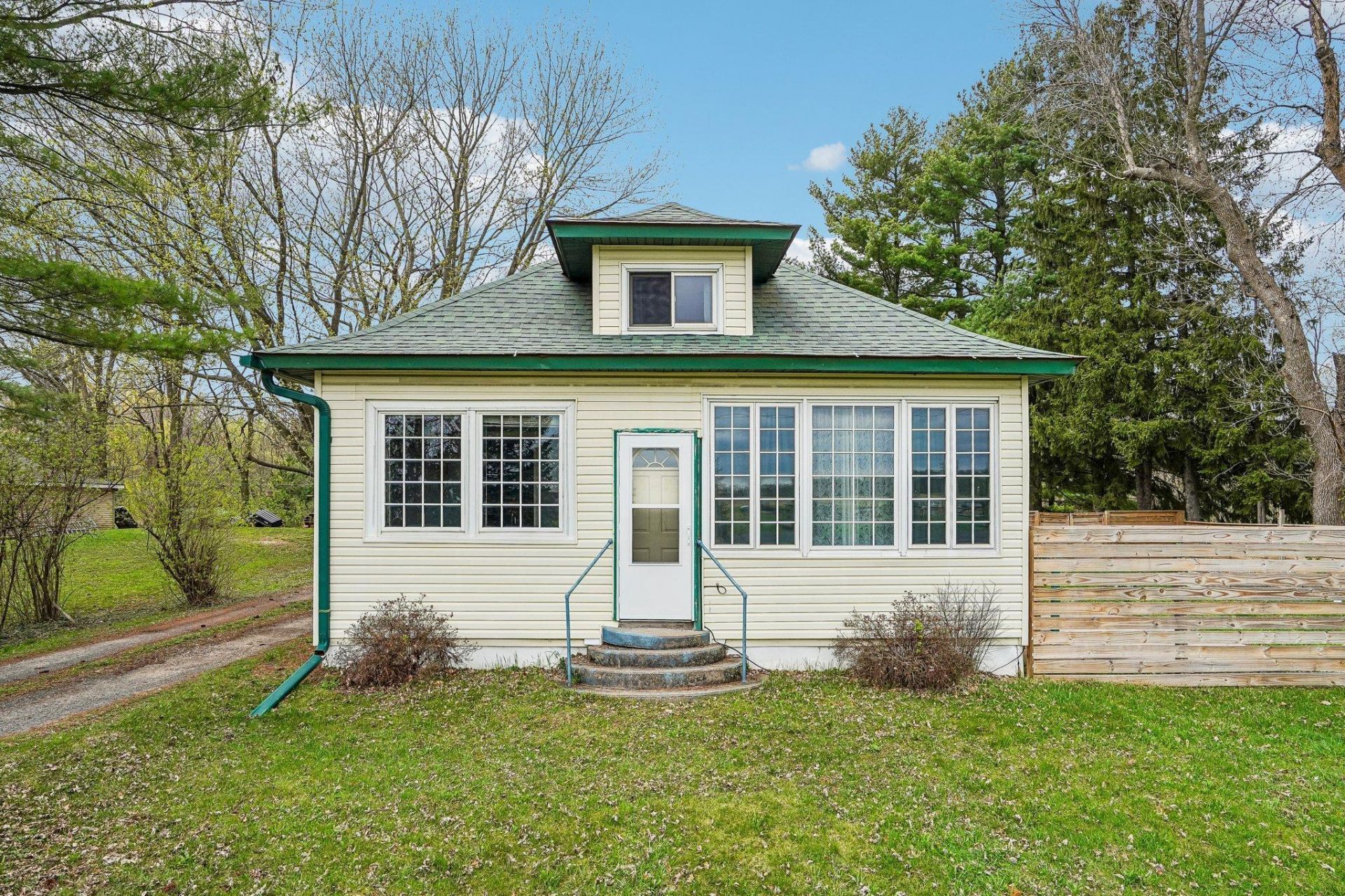 309 State Street , Saint Croix Falls, WI 54024