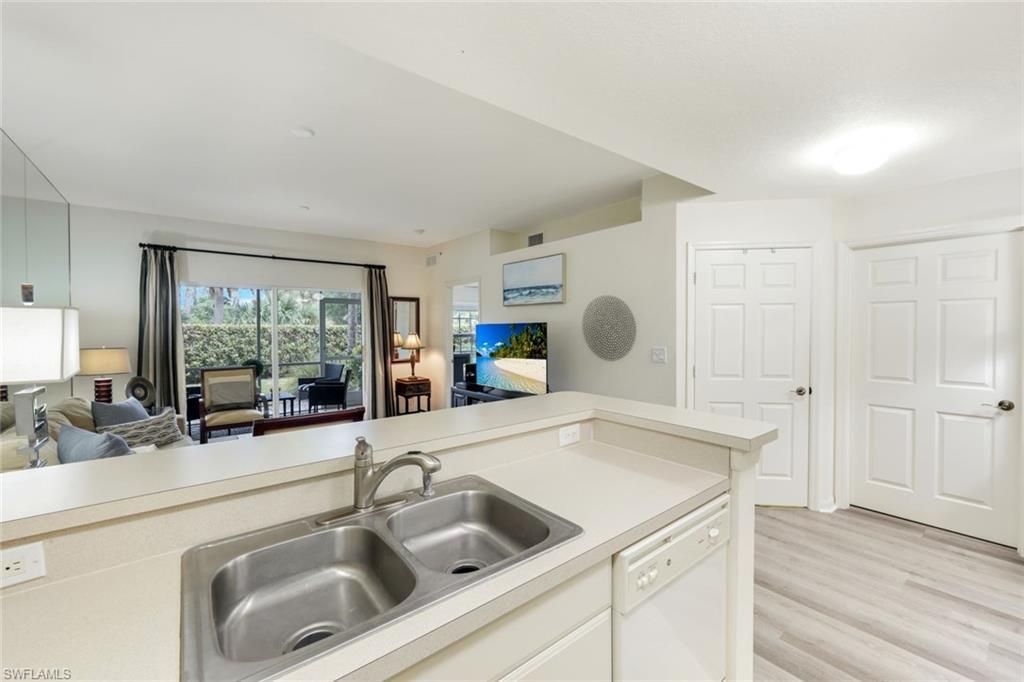 4455 Botanical Place Cir, Unit 5103, Naples, FL 34112 Photo