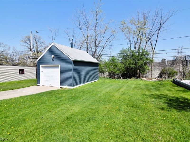 20919 Hansen Road, Maple Heights, OH 44137 Photo 19