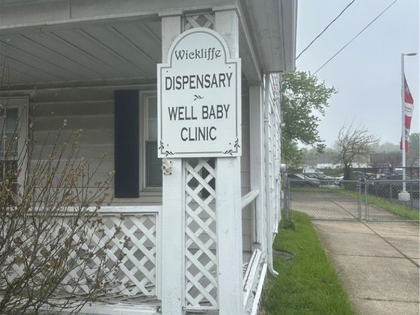 28864 Euclid Avenue, Wickliffe, OH 44092